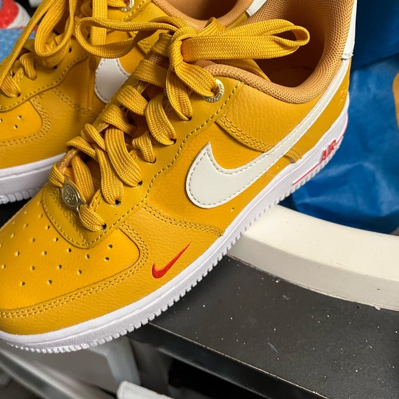 All shoes $50 a pair! - Picture 4 of 11